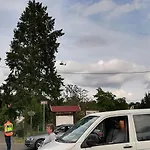 Eden Vendeghaz شقة Kisnána