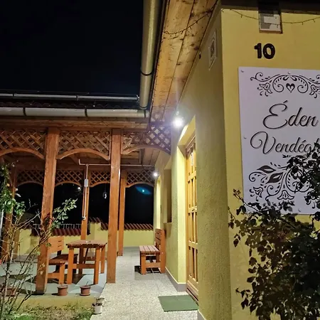 Eden Vendeghaz Apartament