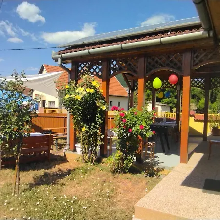 Apartament Eden Vendeghaz *