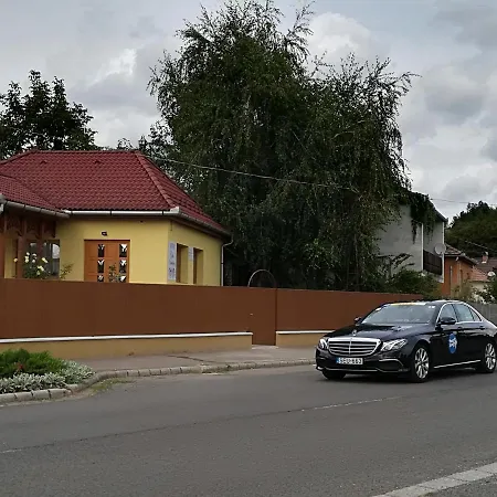 Eden Vendeghaz Apartament Kisnána