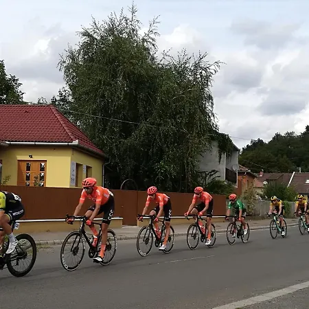 Eden Vendeghaz Kisnána