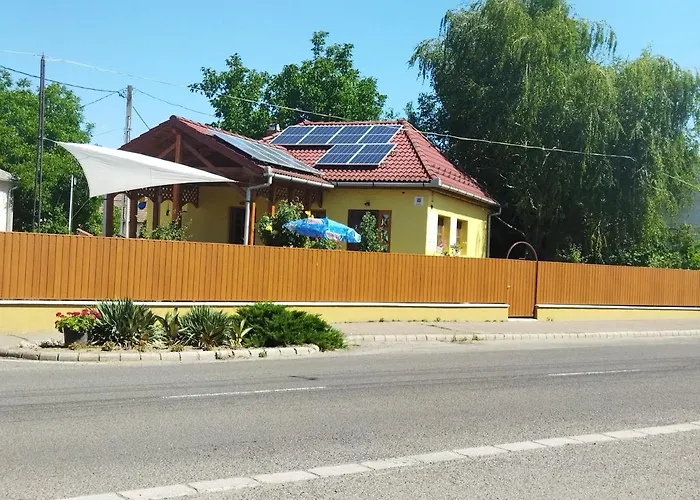 Eden Vendeghaz Apartment *